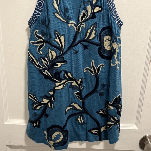 Lucky Brand Top - Picture 3 of 12